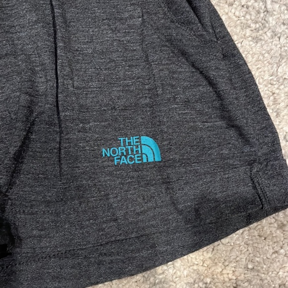 The North Face women’s shorts, size M, color gray, new condition - Picture 2 of 5